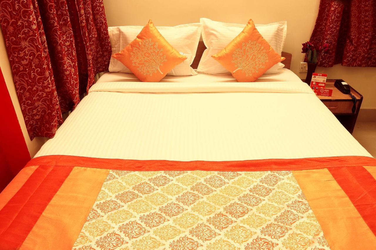 Oyo 3418 Hotel Amit Calcutta  Esterno foto